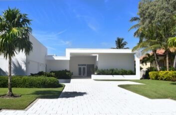 Holiday Villa and Farm House