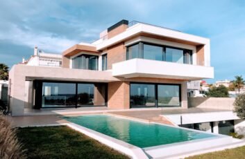 4BHK Row House for Sale, In Valvada